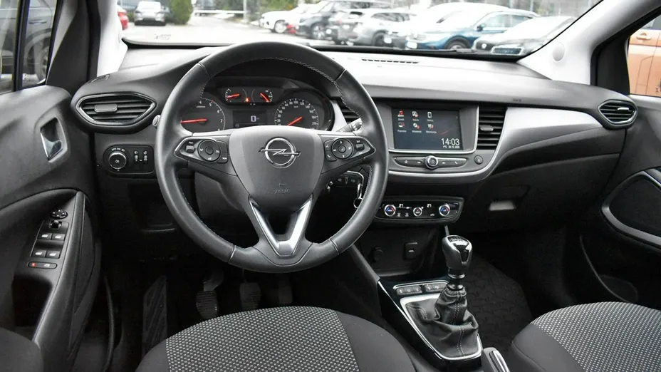 OPEL Crossland X -
