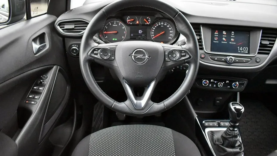 OPEL Crossland X -
