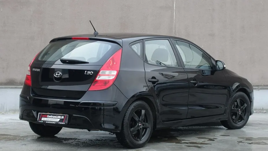 HYUNDAI i30 -