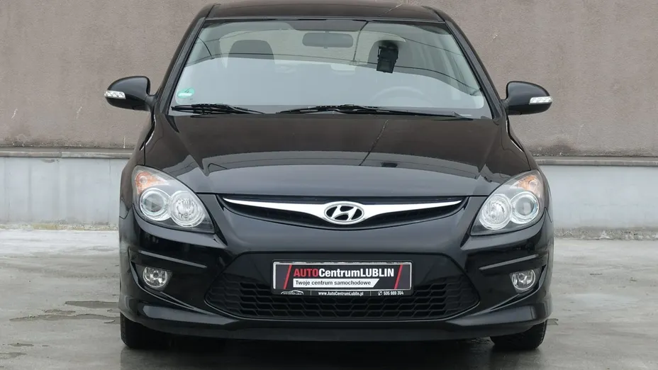 HYUNDAI i30 -