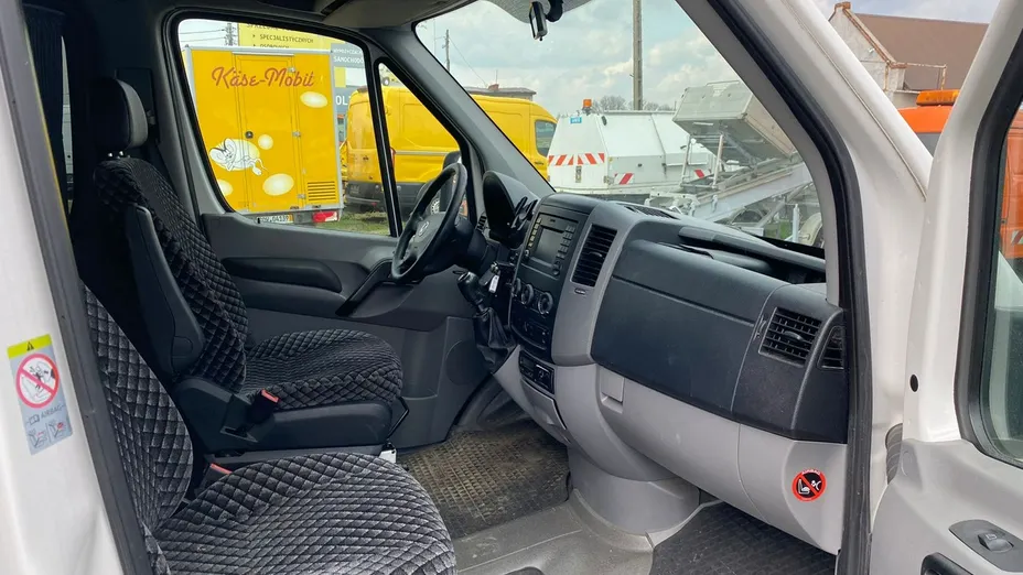 VOLKSWAGEN Crafter -