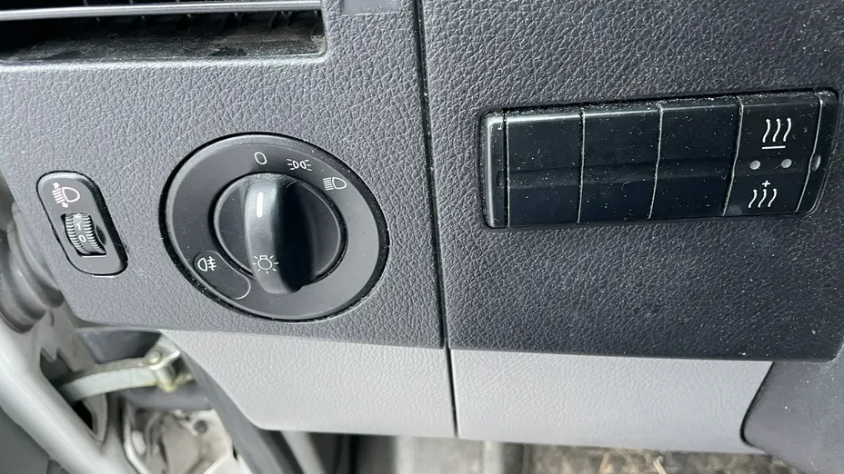 VOLKSWAGEN Crafter -