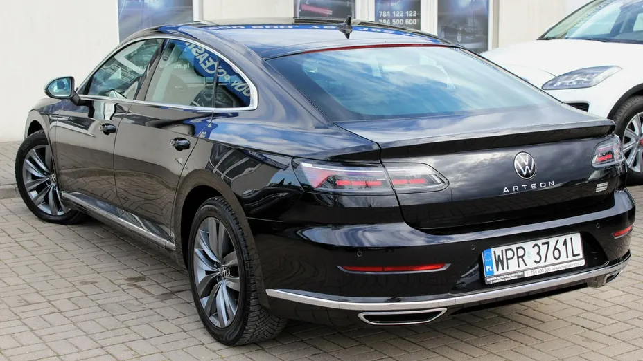 VOLKSWAGEN Arteon -