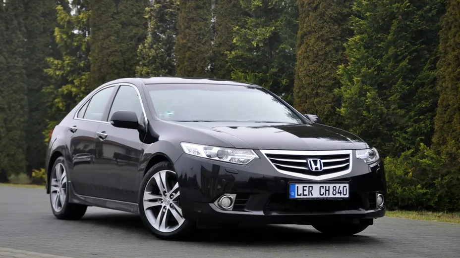 HONDA Accord -