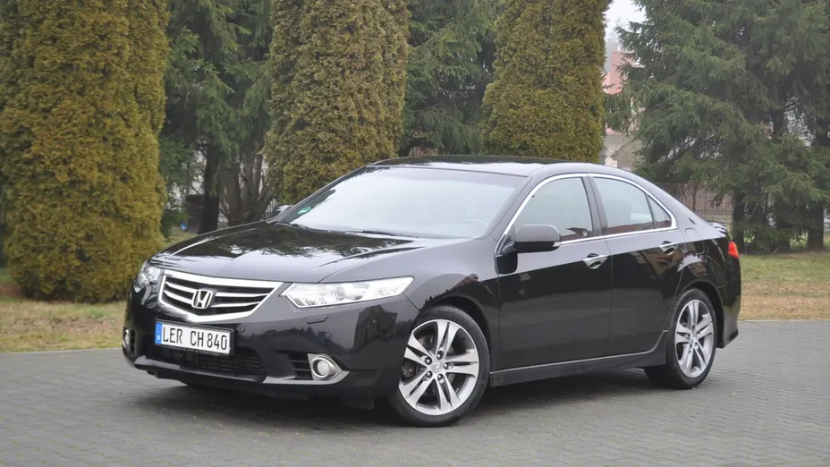 HONDA Accord -