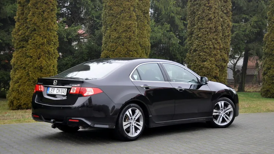 HONDA Accord -