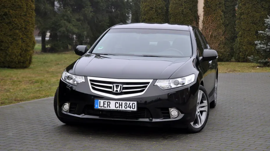 HONDA Accord -