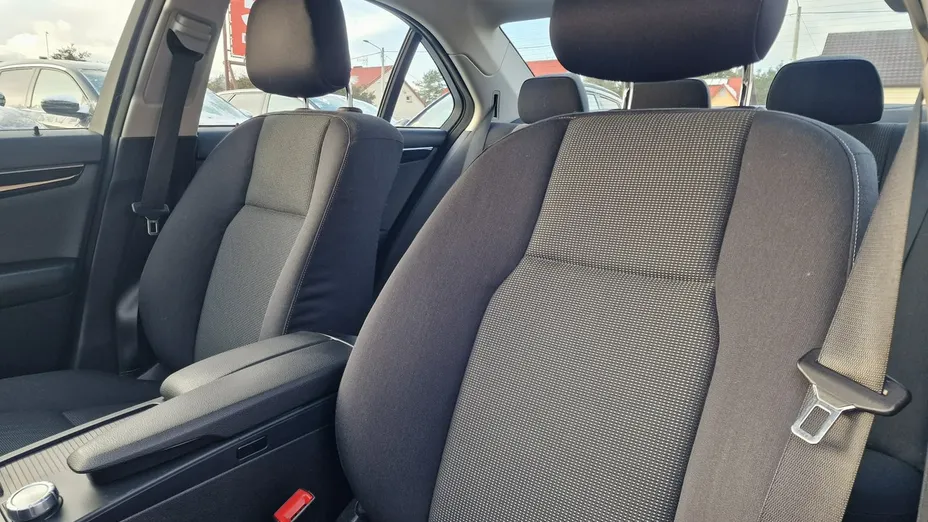 MERCEDES-BENZ C Klasa -