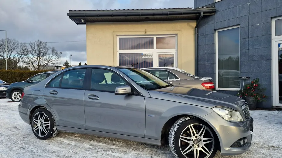MERCEDES-BENZ C Klasa -