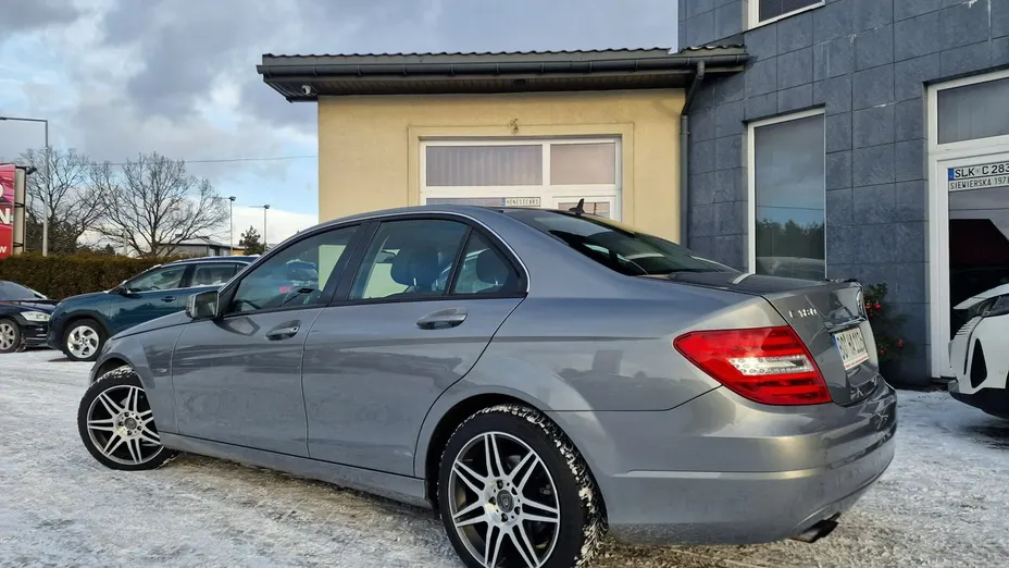 MERCEDES-BENZ C Klasa -