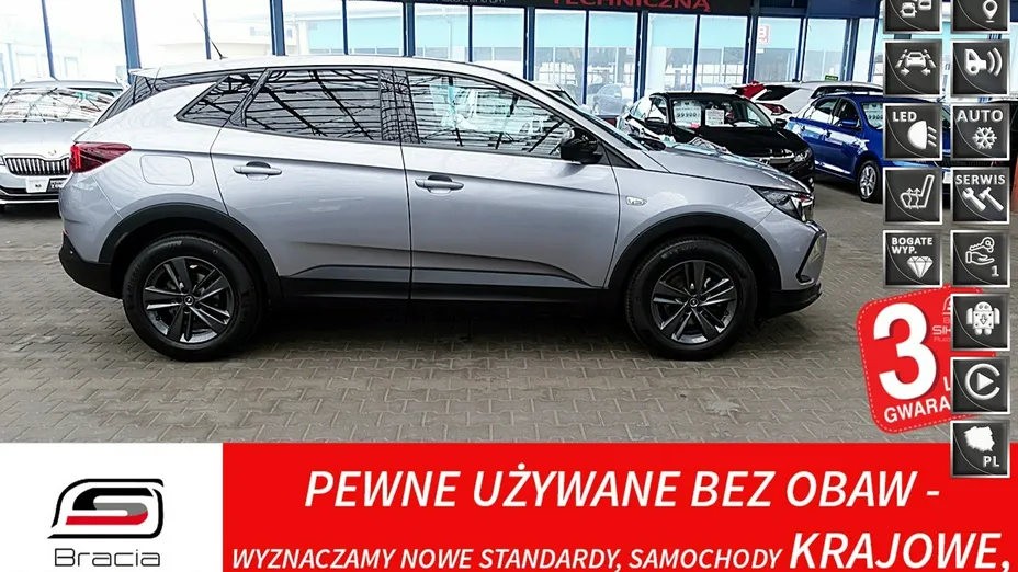 OPEL Grandland X -