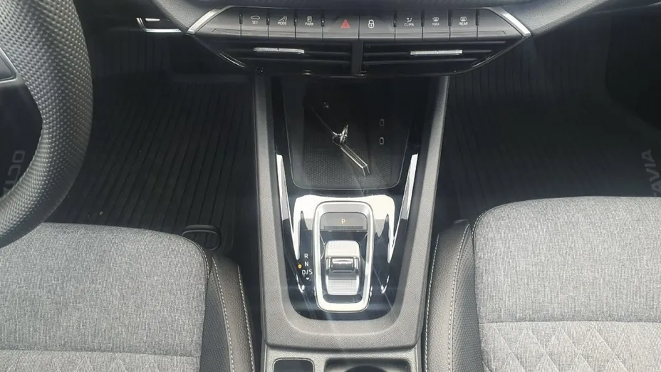 SKODA Octavia -