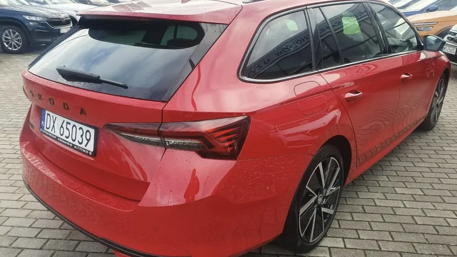 SKODA Octavia -