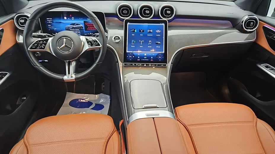 MERCEDES-BENZ GLC -