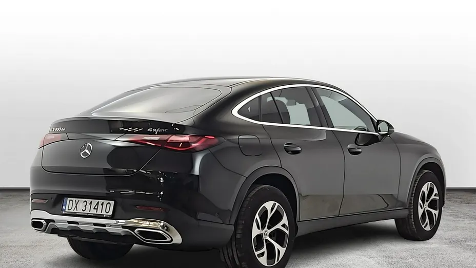 MERCEDES-BENZ GLC -