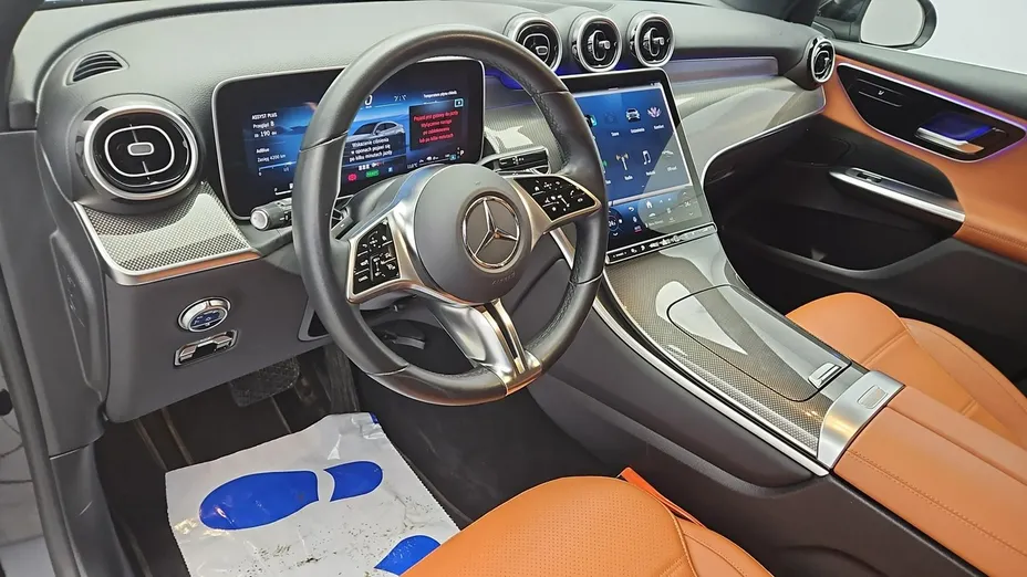 MERCEDES-BENZ GLC -