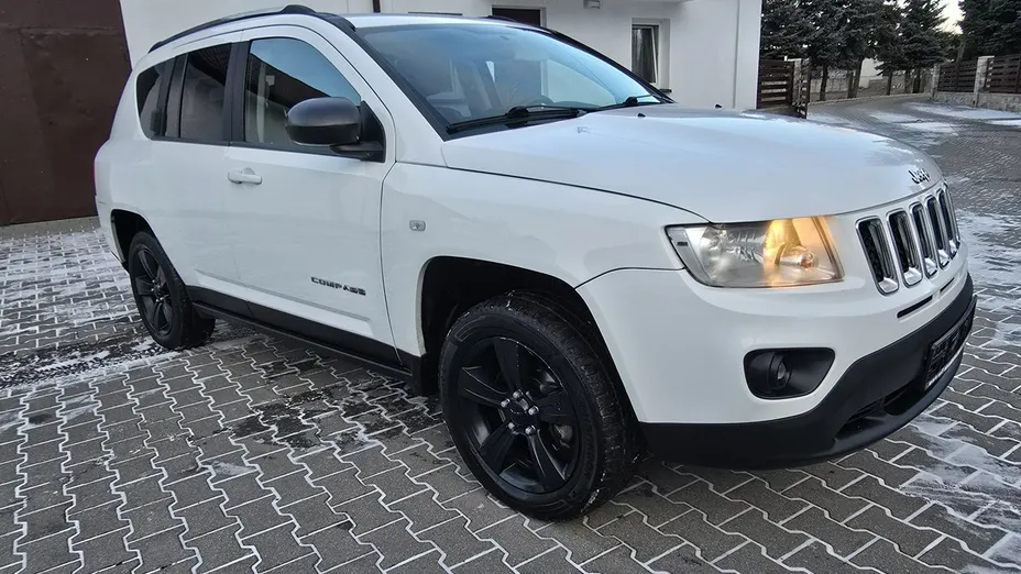 JEEP Compass -