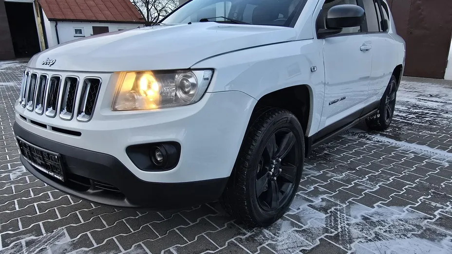 JEEP Compass -