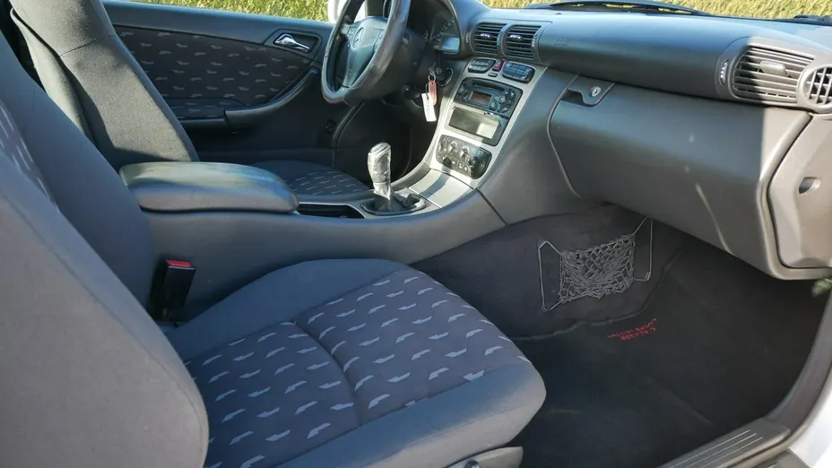 MERCEDES-BENZ C Klasa -