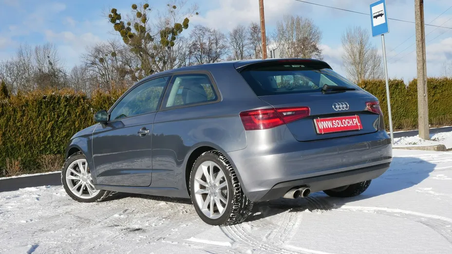 AUDI A3 -