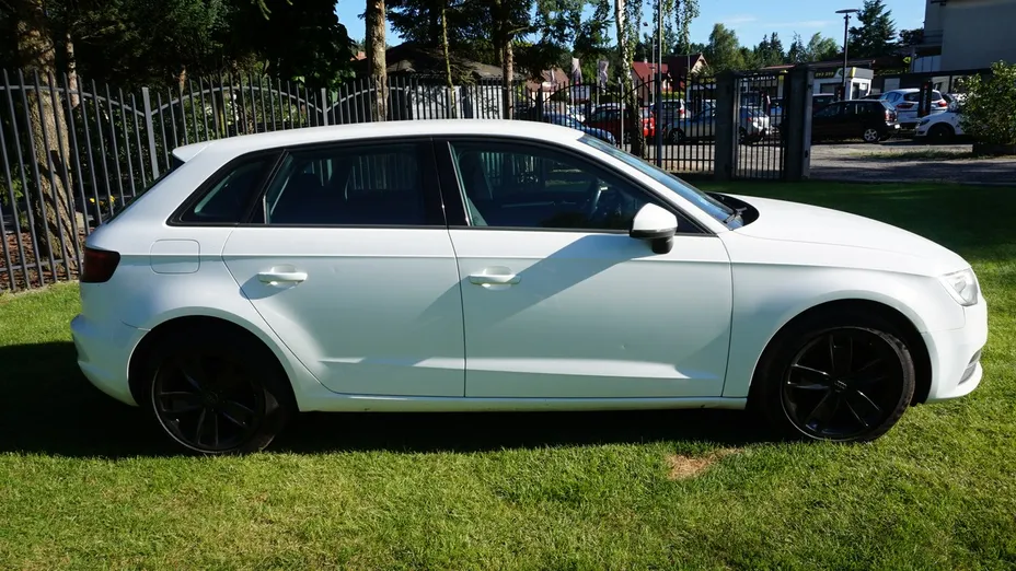 AUDI A3 -