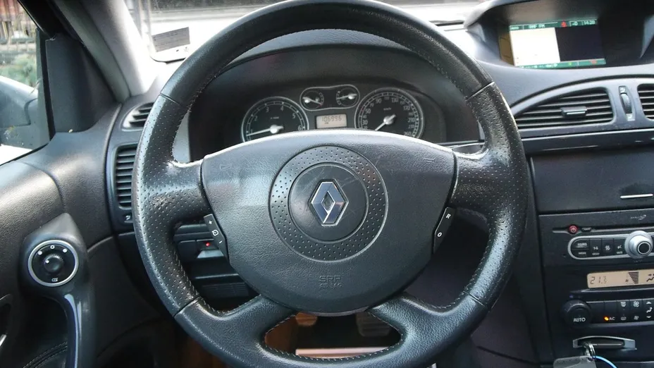 RENAULT Laguna -