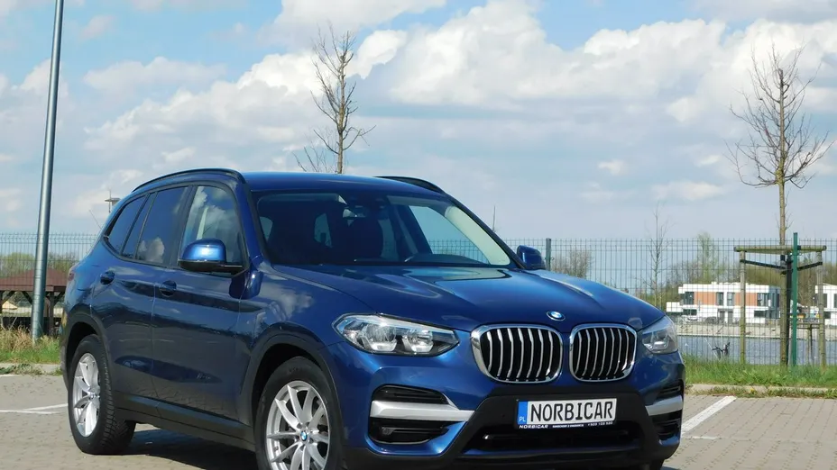 BMW X3 -