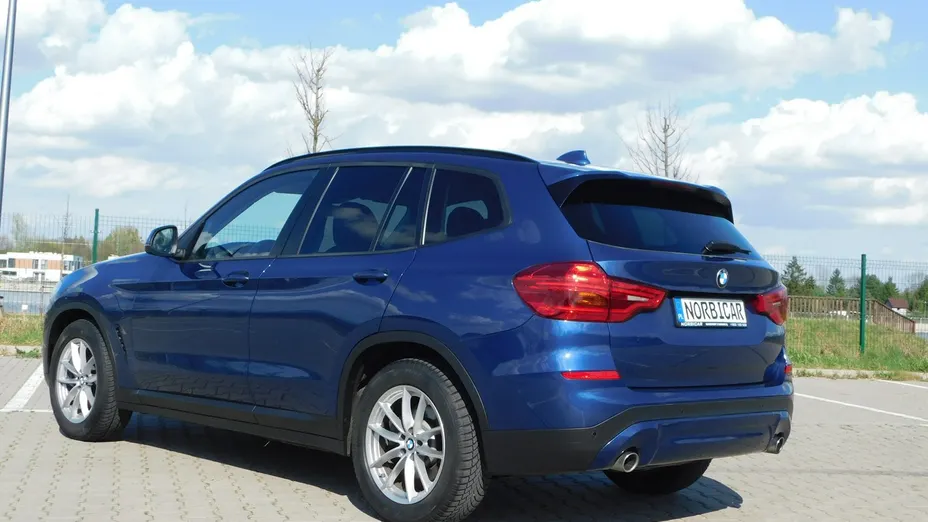 BMW X3 -