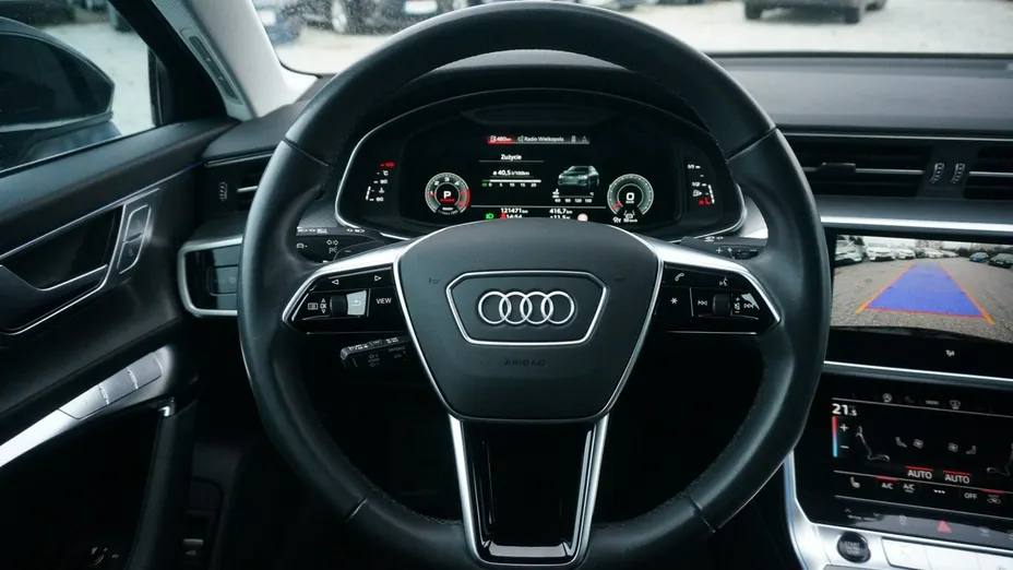 AUDI A6 -