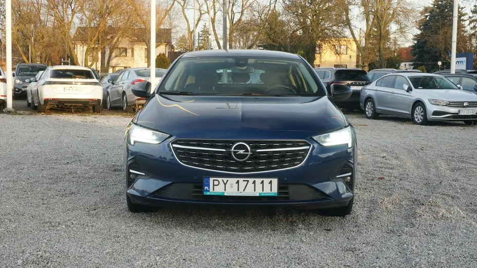 OPEL Insignia -