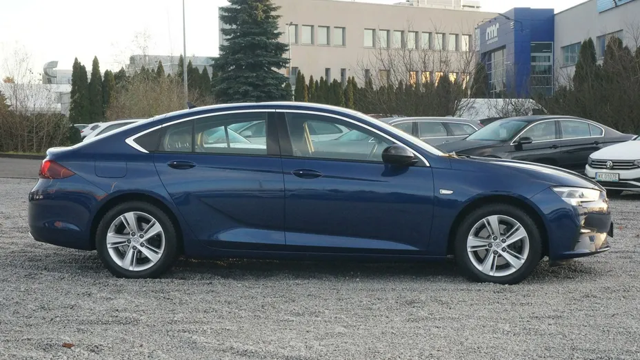 OPEL Insignia -