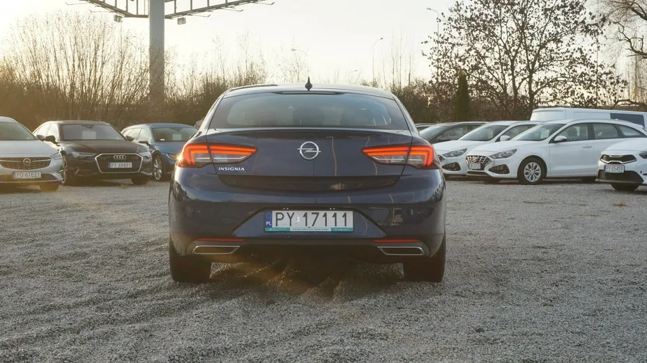 OPEL Insignia -