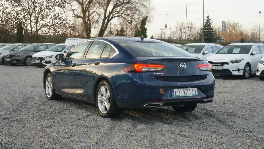 OPEL Insignia -