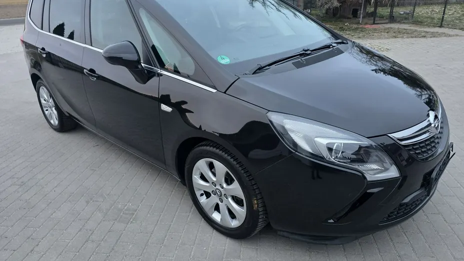 OPEL Zafira -