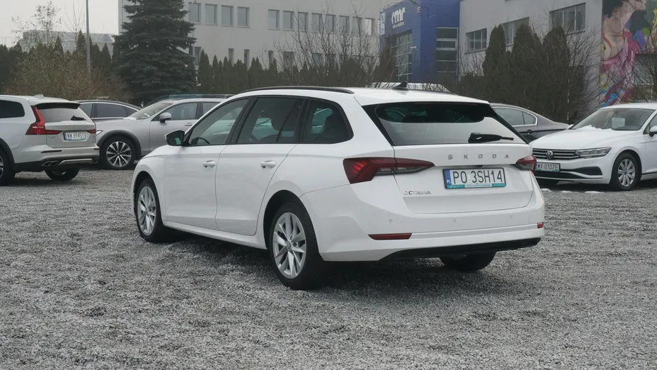 SKODA Octavia -