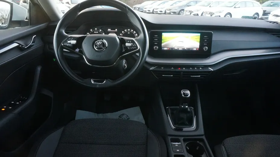 SKODA Octavia -