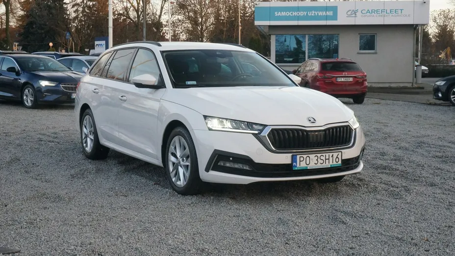SKODA Octavia -