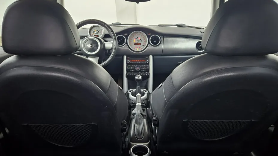 MINI Cooper -