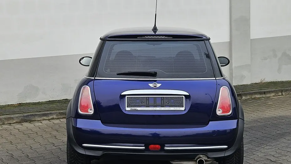 MINI Cooper -