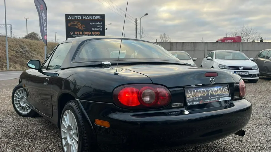 MAZDA MX-5 -