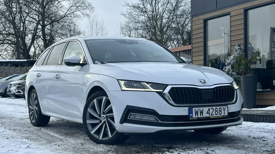 SKODA Octavia -
