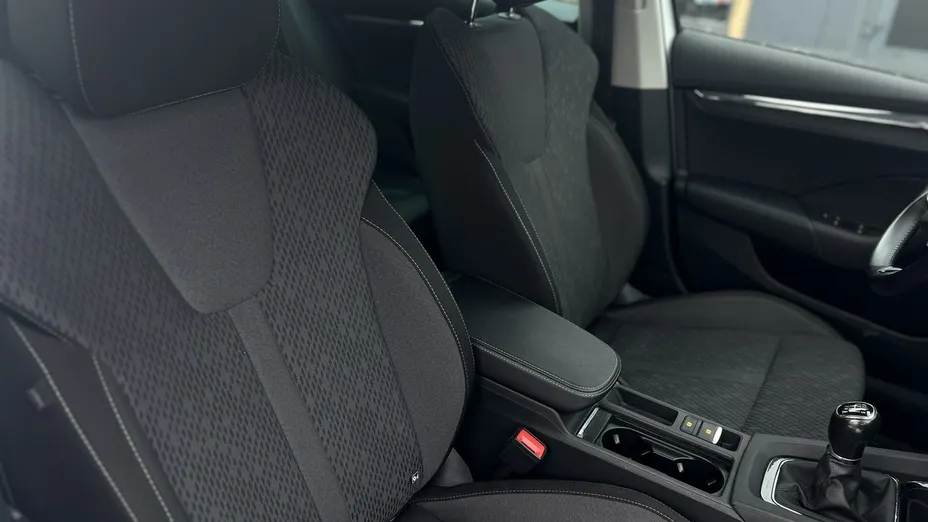 SKODA Octavia -