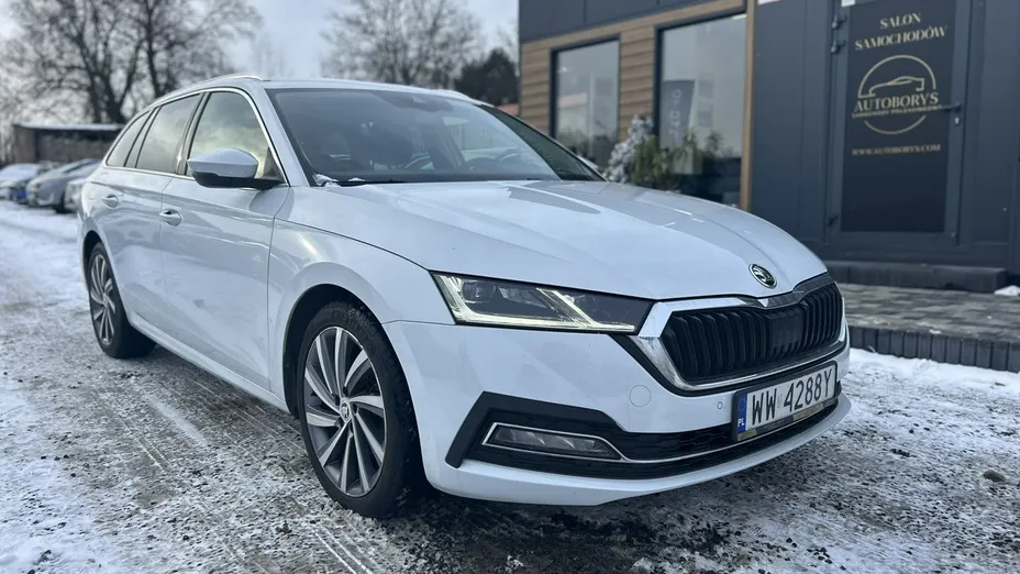 SKODA Octavia -