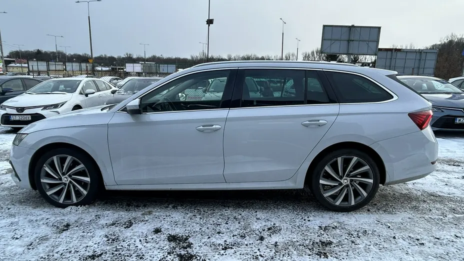 SKODA Octavia -
