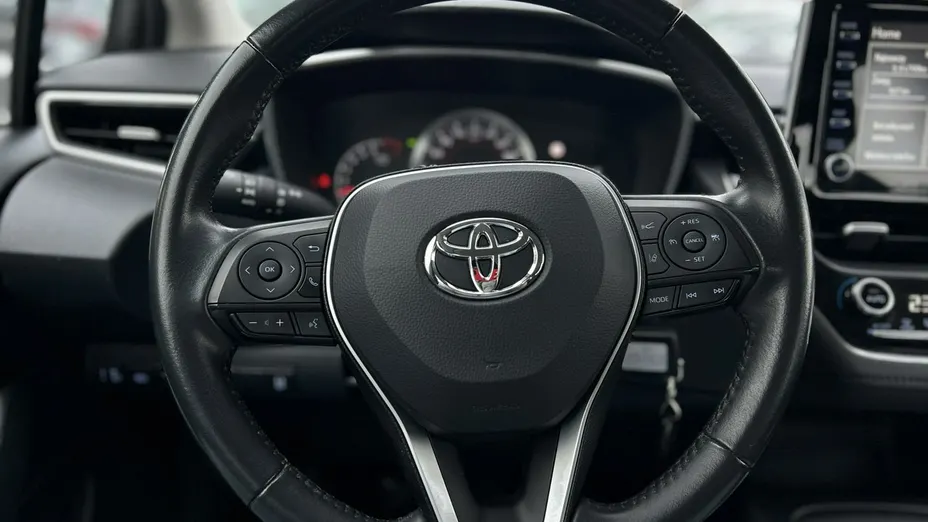 TOYOTA Corolla -