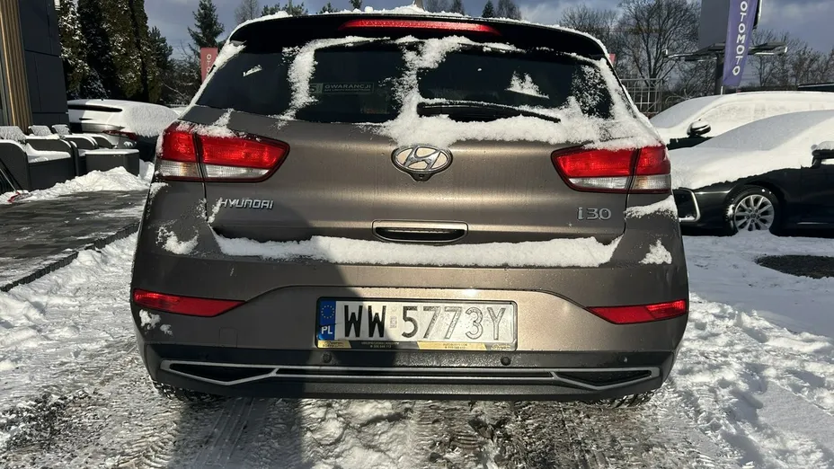 HYUNDAI i30 -