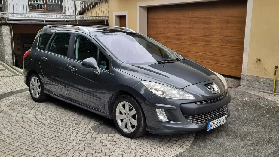 PEUGEOT 308 -