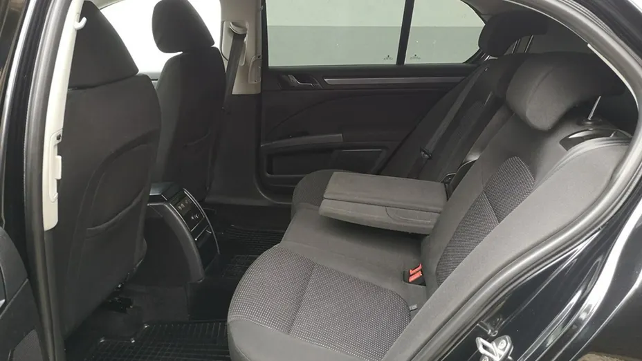 SKODA Superb -