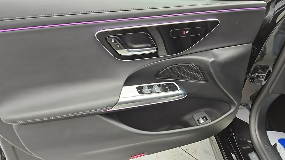 MERCEDES-BENZ E Klasa -