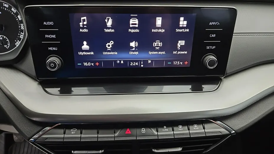 SKODA Octavia -